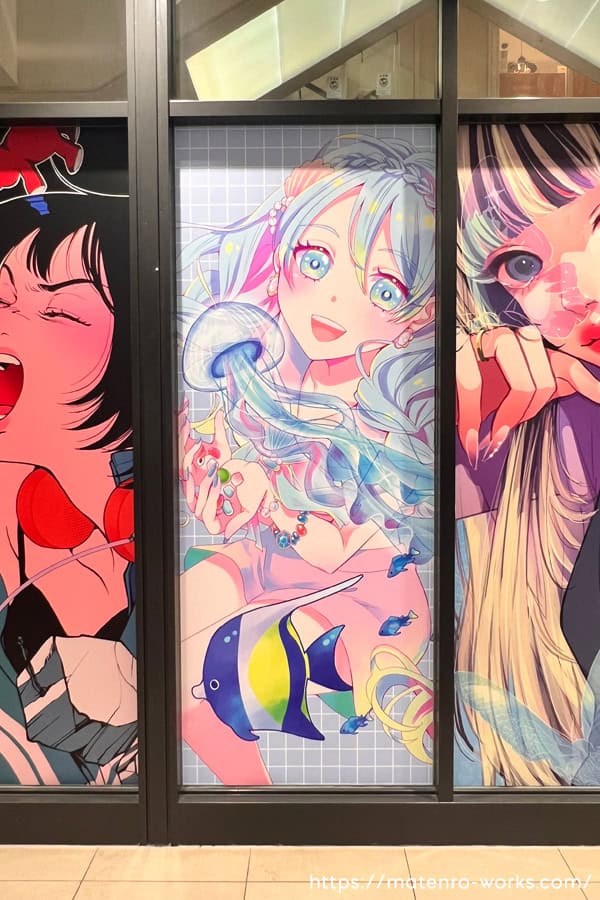 「YOKOHAMA CREATORS’ MARKET」（ハマクリ）横浜スカイビル1F ガラスビジュアル